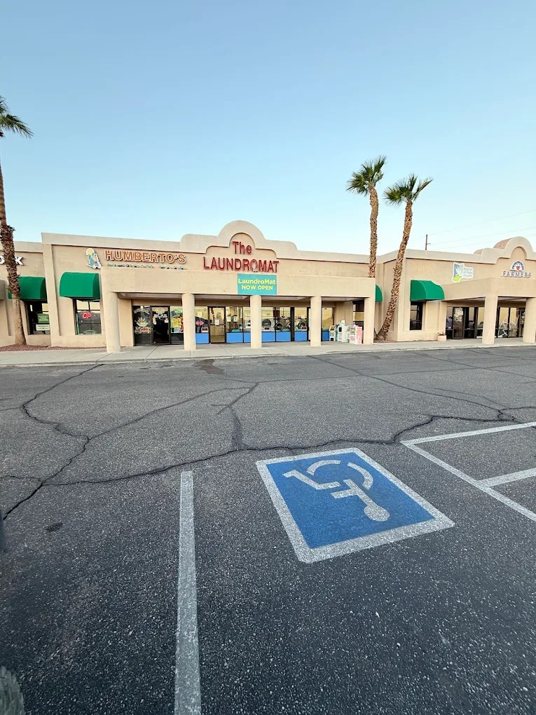 Exterior storefront of The Wash House Laughlin in Laughlin Town Center.